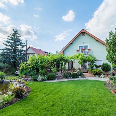 Apartment In Keszthely/Balaton 19020 ภายนอก รูปภาพ